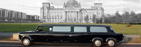 Mit der Stretchlimousine an den Berliner Sehensw&uuml;rdigkeiten vorbeigleiten&hellip;